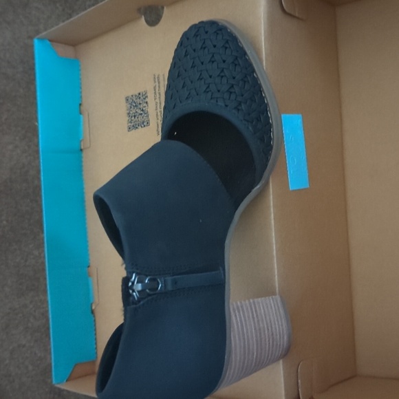 TOMS Milan Heels - Picture 2 of 9